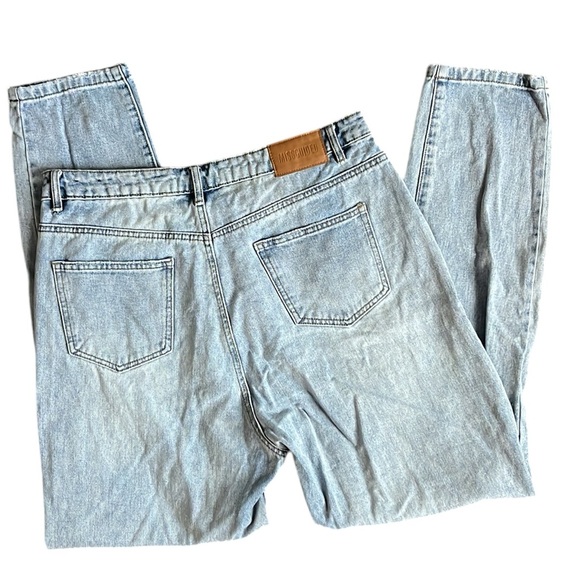 Missguided Riot High Rise Mom Jeans - Picture 8 of 9